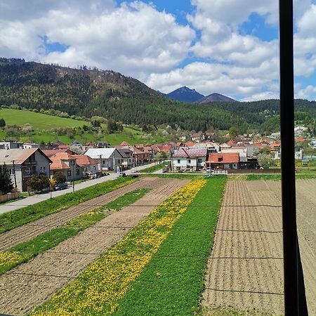 Apartman Family S Vyhladom Na Choc Lúčky Buitenkant foto