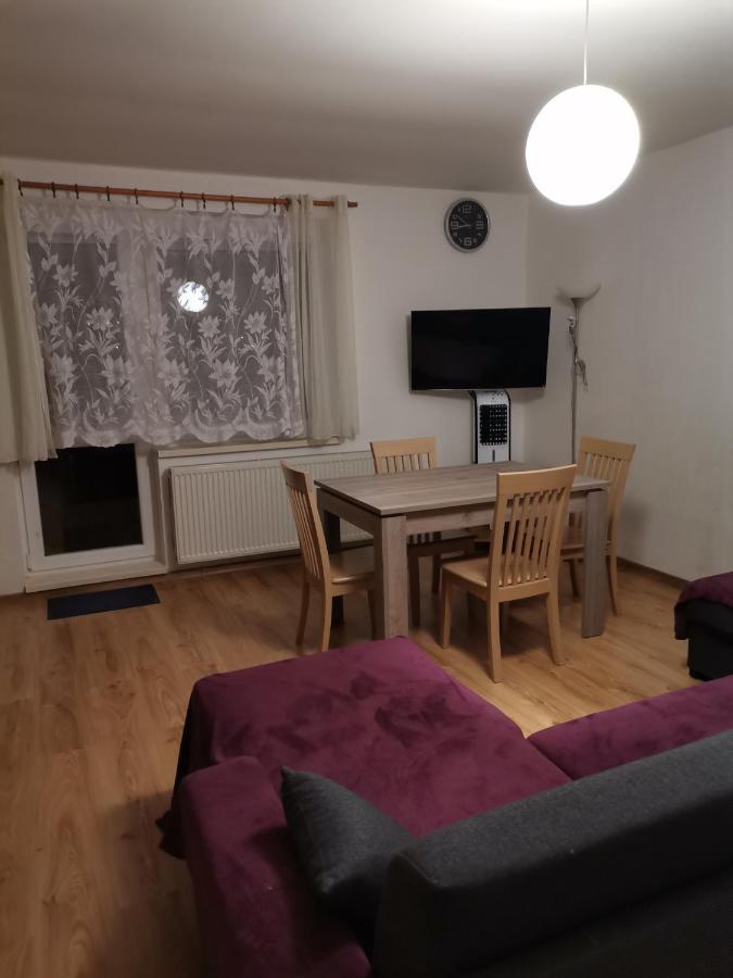 Apartman Family S Vyhladom Na Choc Lúčky Buitenkant foto