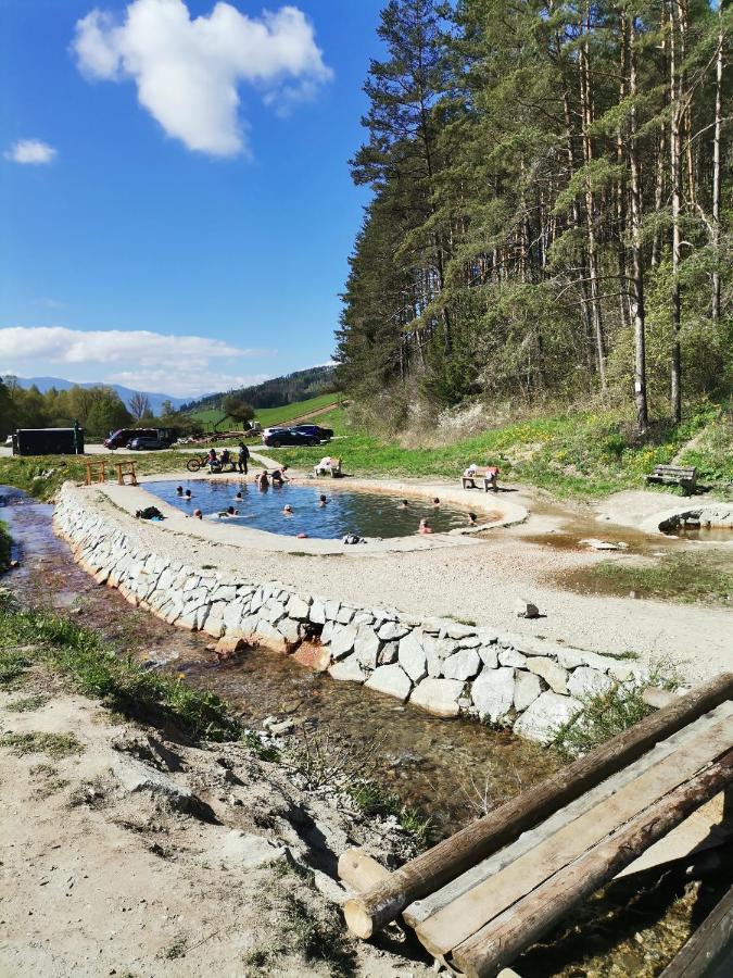 Apartman Family S Vyhladom Na Choc Lúčky Buitenkant foto